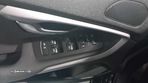 Volvo V40 Cross Country 2.0 D3 Plus Geartronic - 16
