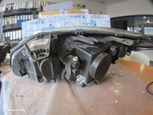 Farol 26010004R 89902275 RENAULT LAGUNA 3 2009 1.5DCI 110CV 5P PRETO DRT H7 + H7 ORIGINAL - 2