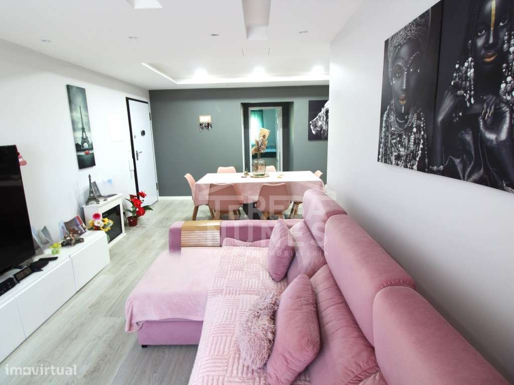 APARTAMENTO T4 - BARREIRO /CIDADE SOL-3