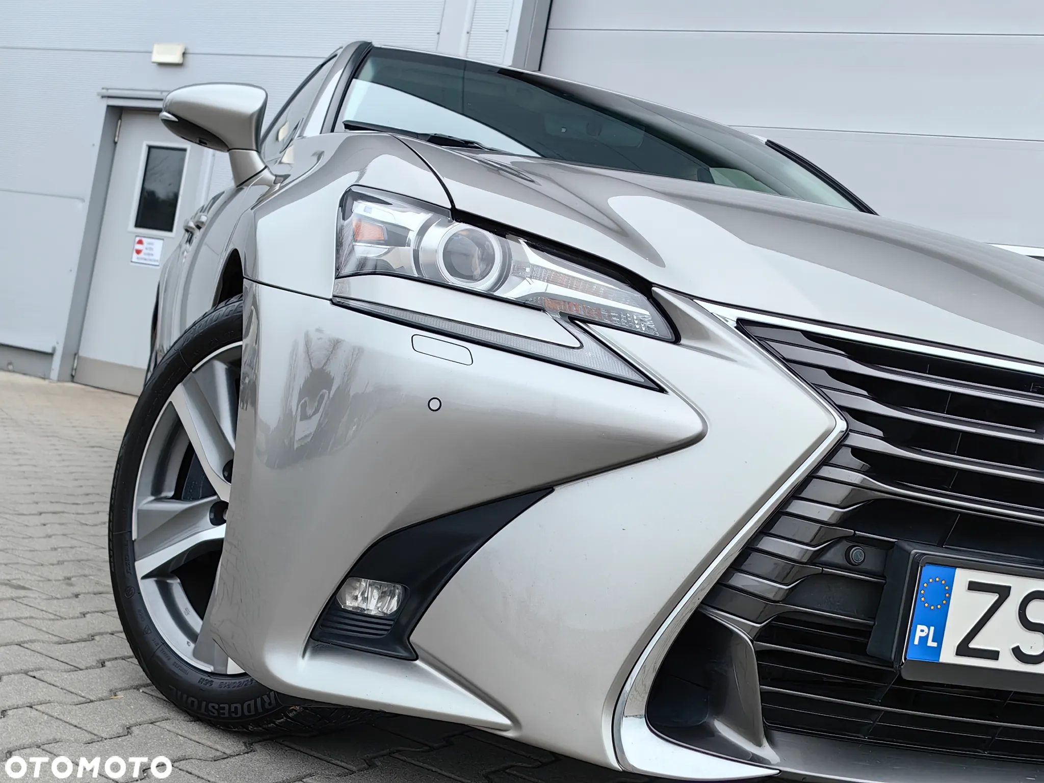 Lexus GS 200t / 300 Prestige - 28