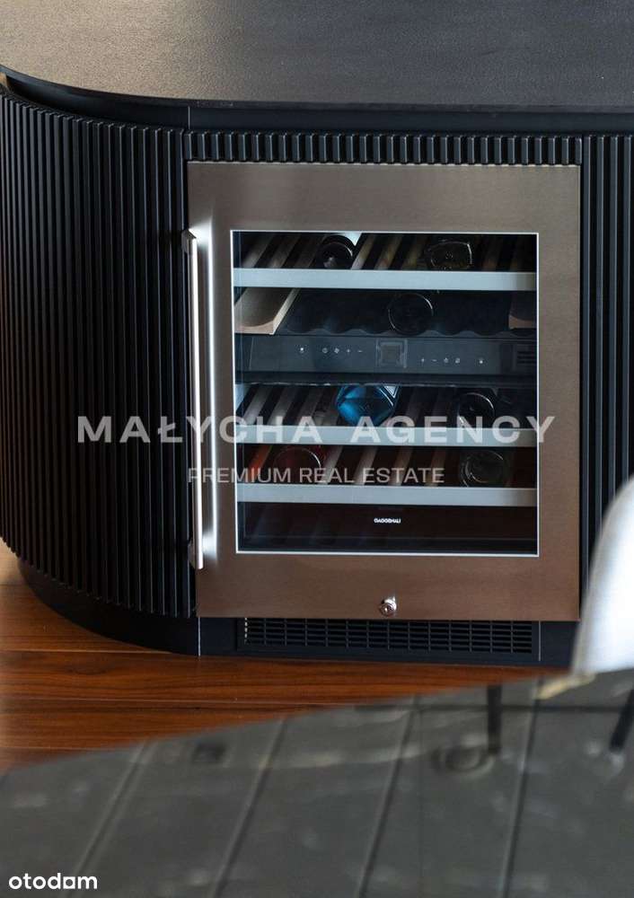 Apartament na 45. piętrze-13