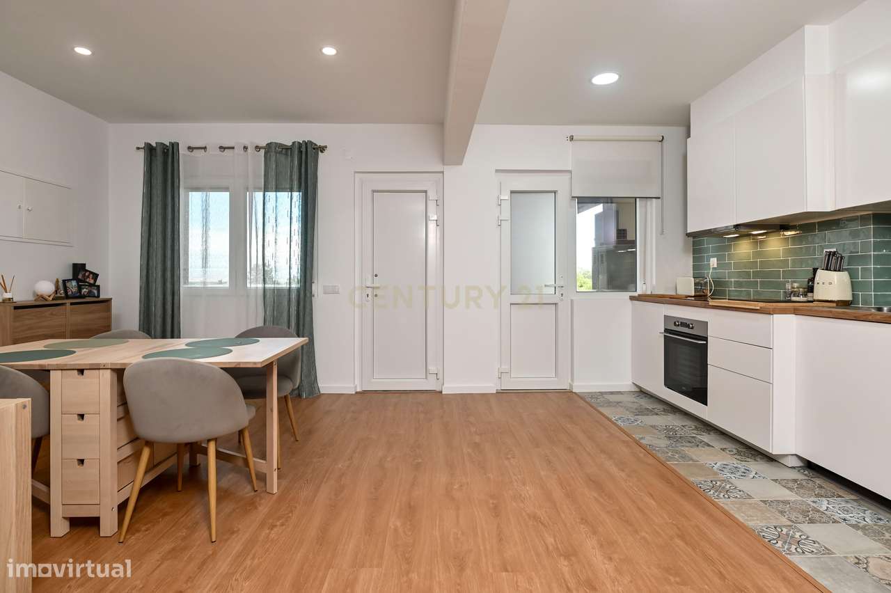 Apartamento Renovado T2 em Pinhal Novo - Grande imagem: 2/27