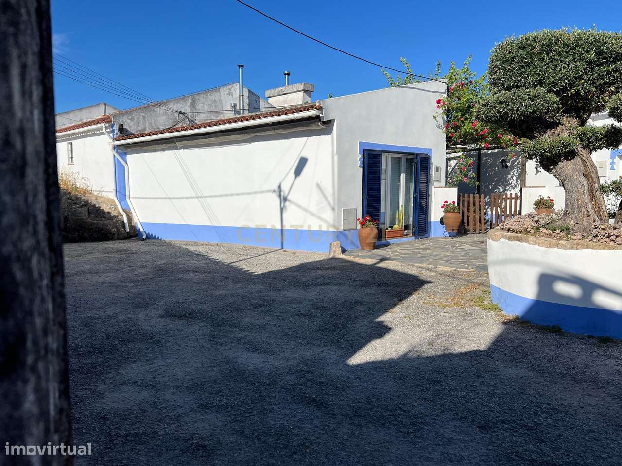 Moradia Térrea com Terreno de 950 m² a Apenas 8 km de Évora-41