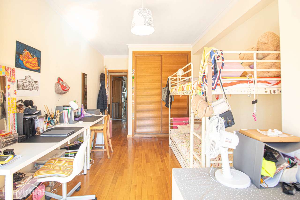 Apartamento T2+1 com terraço-17
