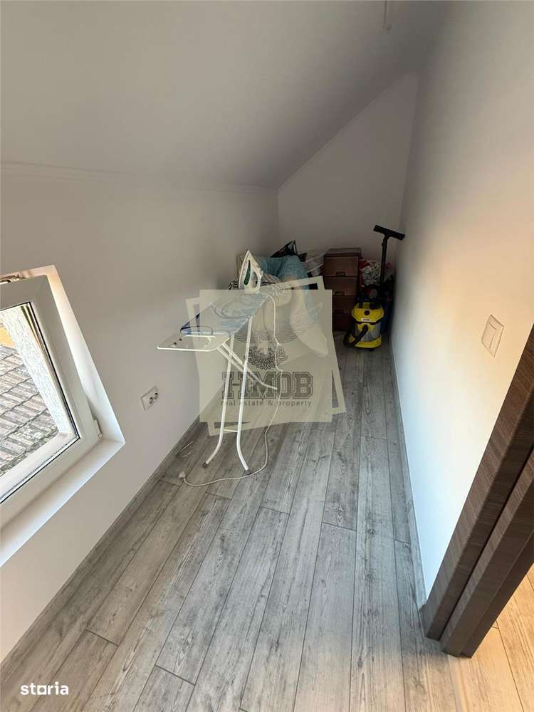 Casa noua cu 5 camere 2 bai in Terezian-12