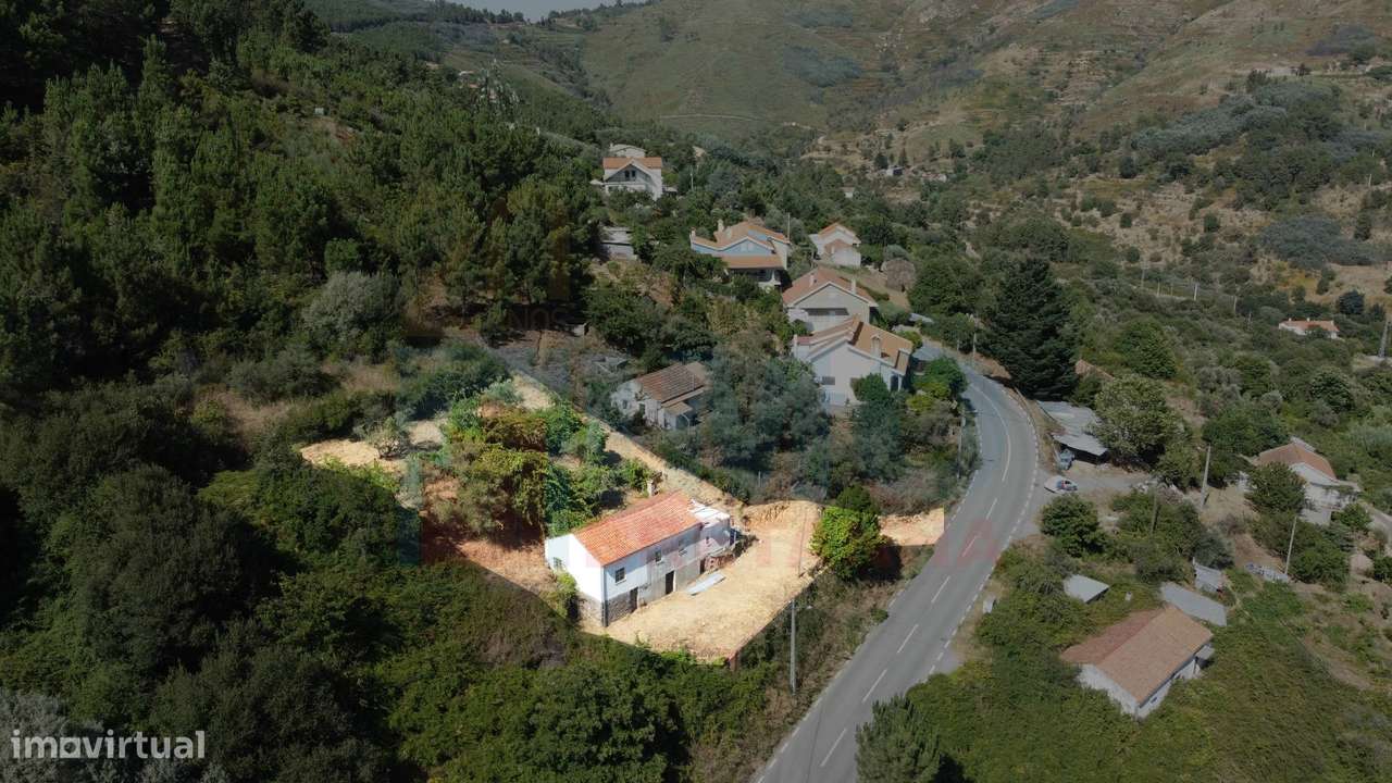 Moradia p/ Recuperar - Atalaia do Teixoso - 10 min Covilhã - Grande imagem: 2/27