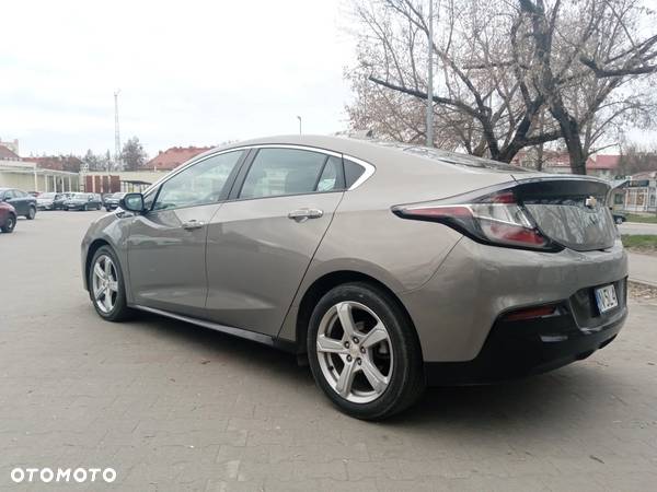 Chevrolet Volt - 11