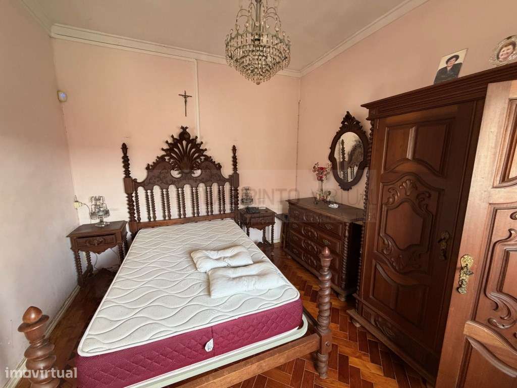 Prédio Residencial + Armazém com 1000m² na Arroja, Odivelas - Local...-11