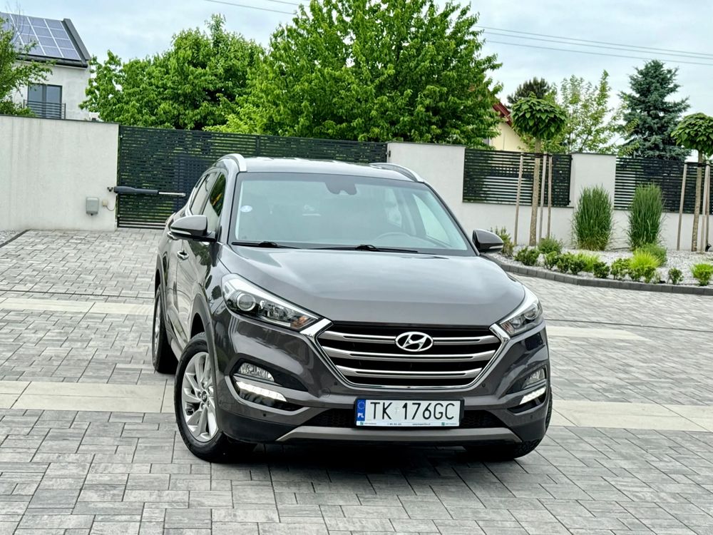 Hyundai Tucson III (2015-2020) blue 1.6 GDi 2WD Navi 2016