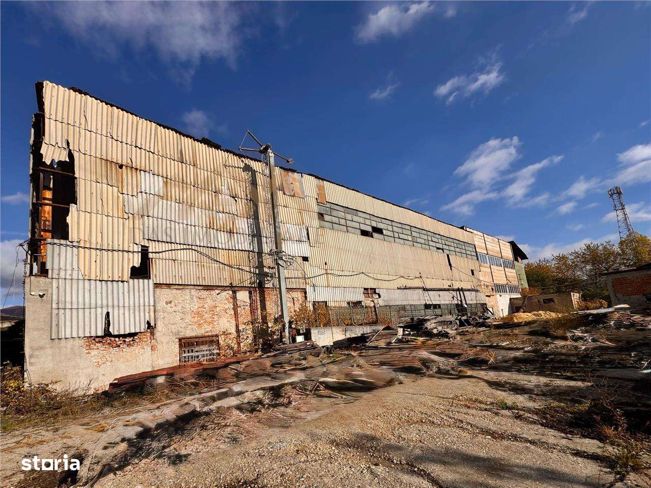 2000 MP teren cu hala, pe platforma IMMUM, zona Cozmircom - Imagine principală: 5/7