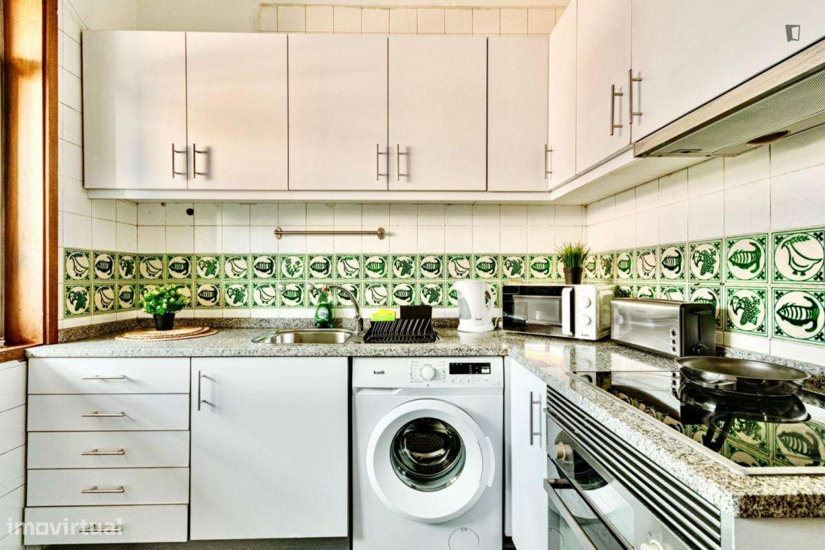 Quarto - localizado em Paranhos Porto - Grande imagem: 4/16