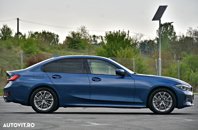 BMW Seria 3 330d AT MHEV - 2