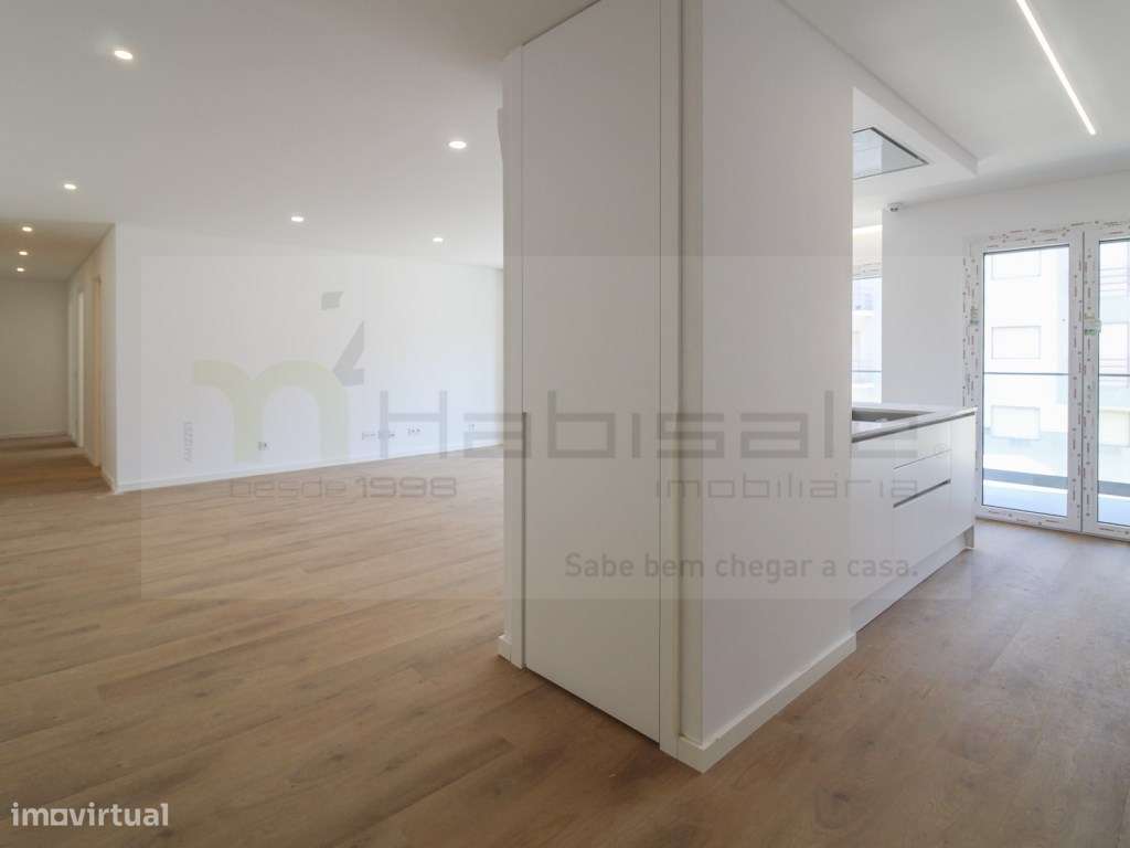 T3 com Terraço e Jacuzzi 5 minutos da praia - Grande imagem: 2/36