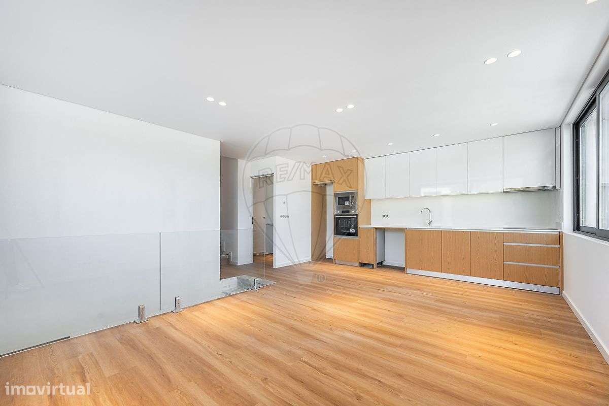 Apartamento T3 para arrendamento - Grande imagem: 2/15