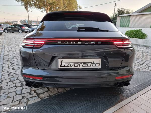 Porsche Panamera Sport Turismo 4 E-Hybrid - 8