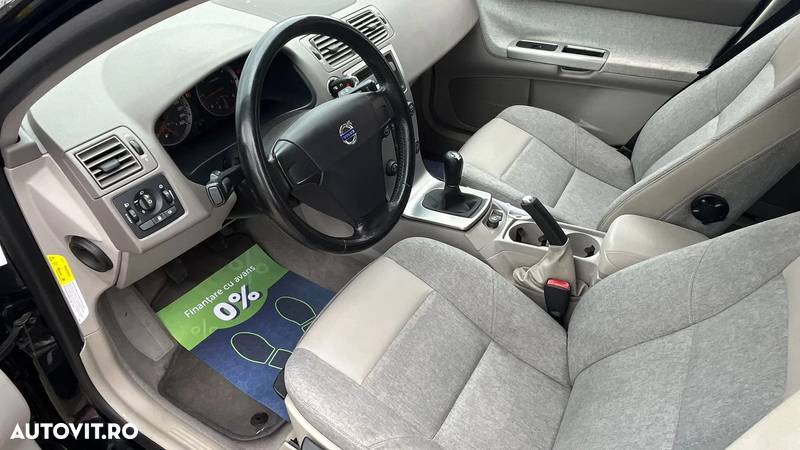 Volvo V50 2.0 D Momentum - 5