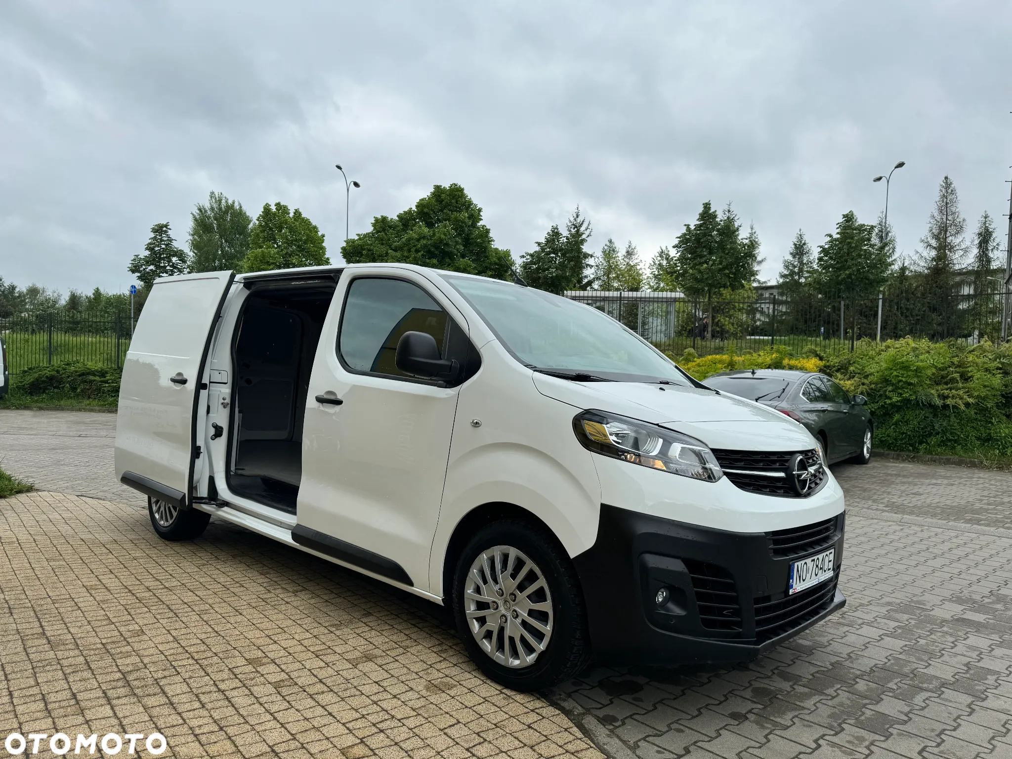 Opel VIVARO - 2