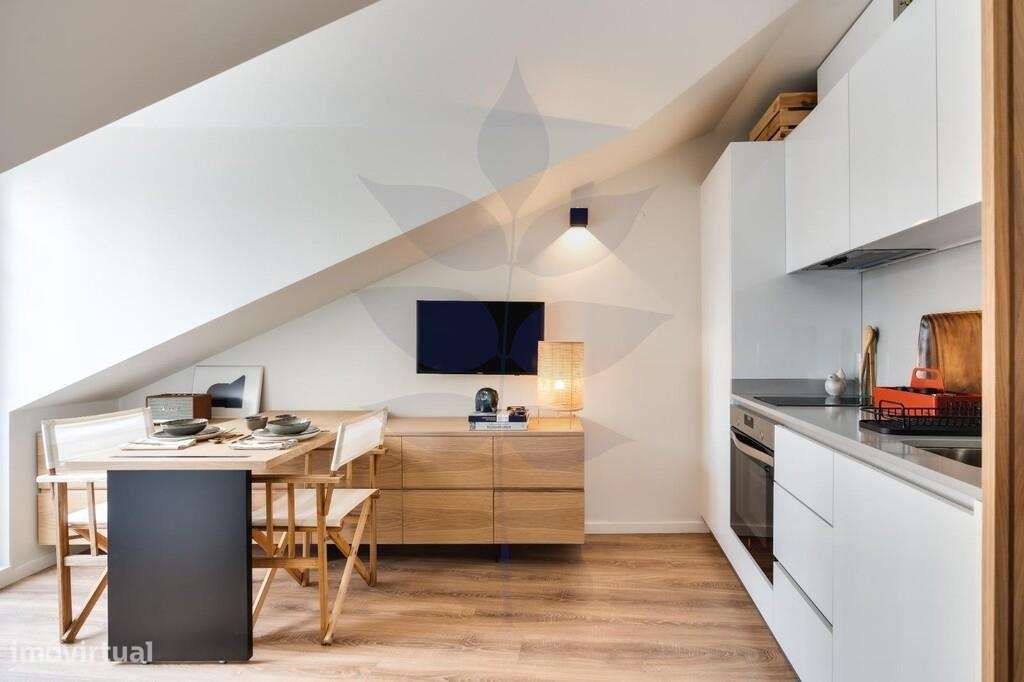 Arrenda-se T0 no Coração da cidade - S. Victor - Grande imagem: 4/24