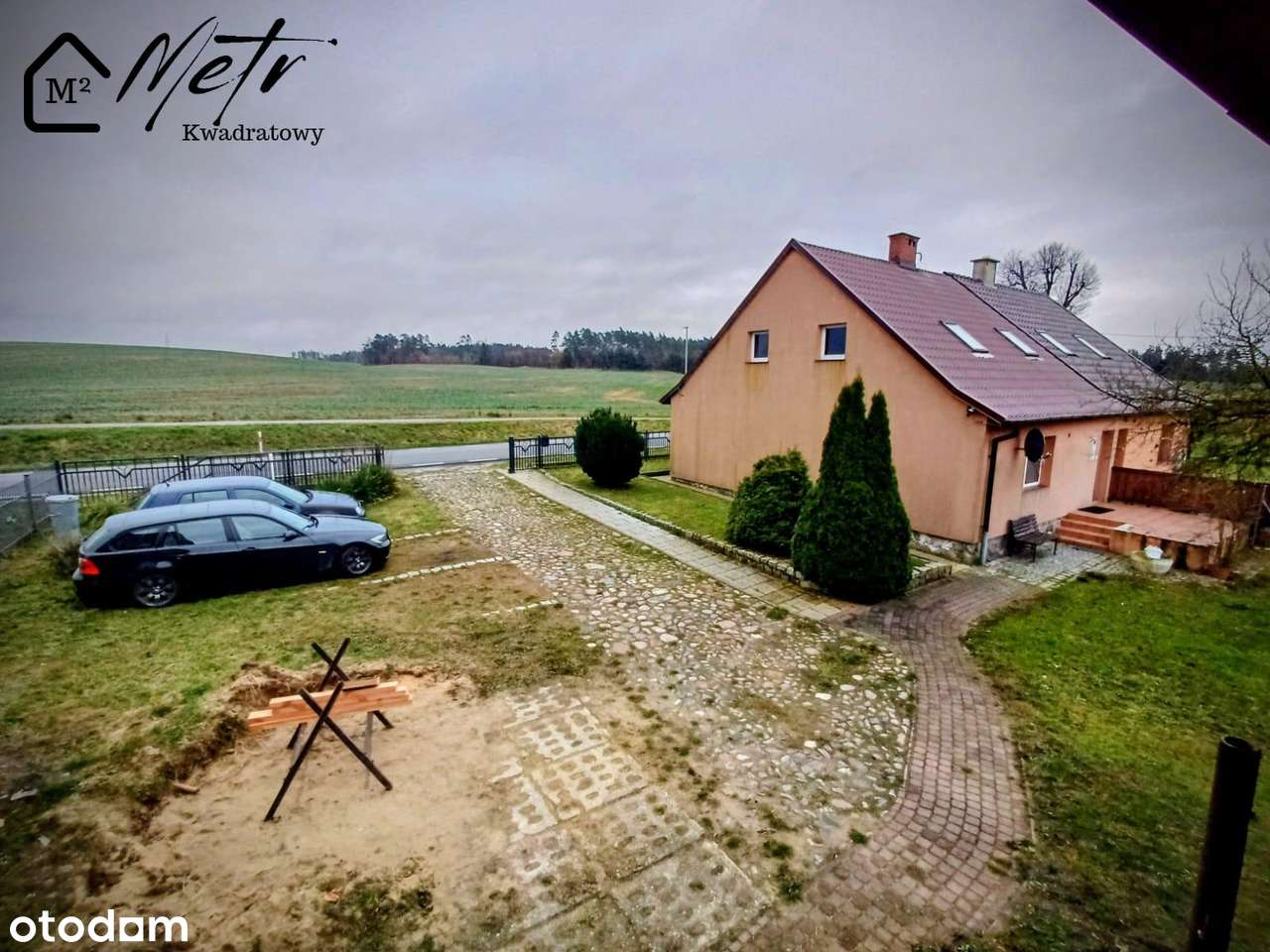 1/2 domku z działką garażem i pomieszczeniem gospodarczym-10