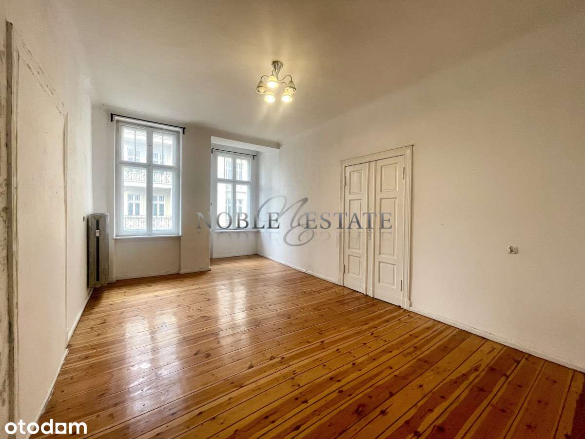 615884 - Pełny obrazek: 2/15