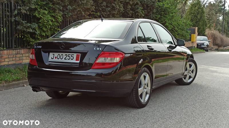 Mercedes-Benz Klasa C 200 CDI DPF BlueEFFICIENCY - 4