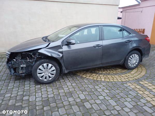 Toyota Corolla 1.4 D-4D Comfort - 4