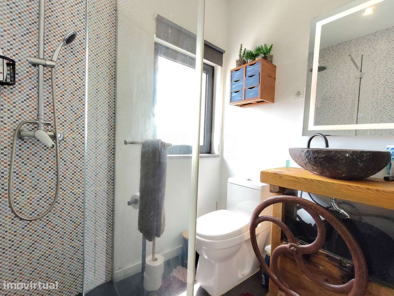 Moradia T1 Duplex Renovada c/ Quintal / Jardim / Piscina-9