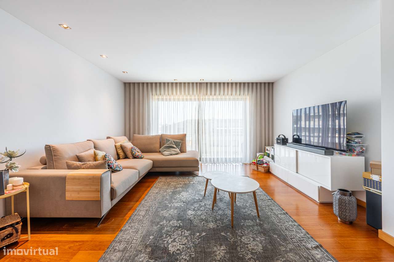 Apartamento T3 Primeira Linha Mar - Lavadores - Grande imagem: 5/31