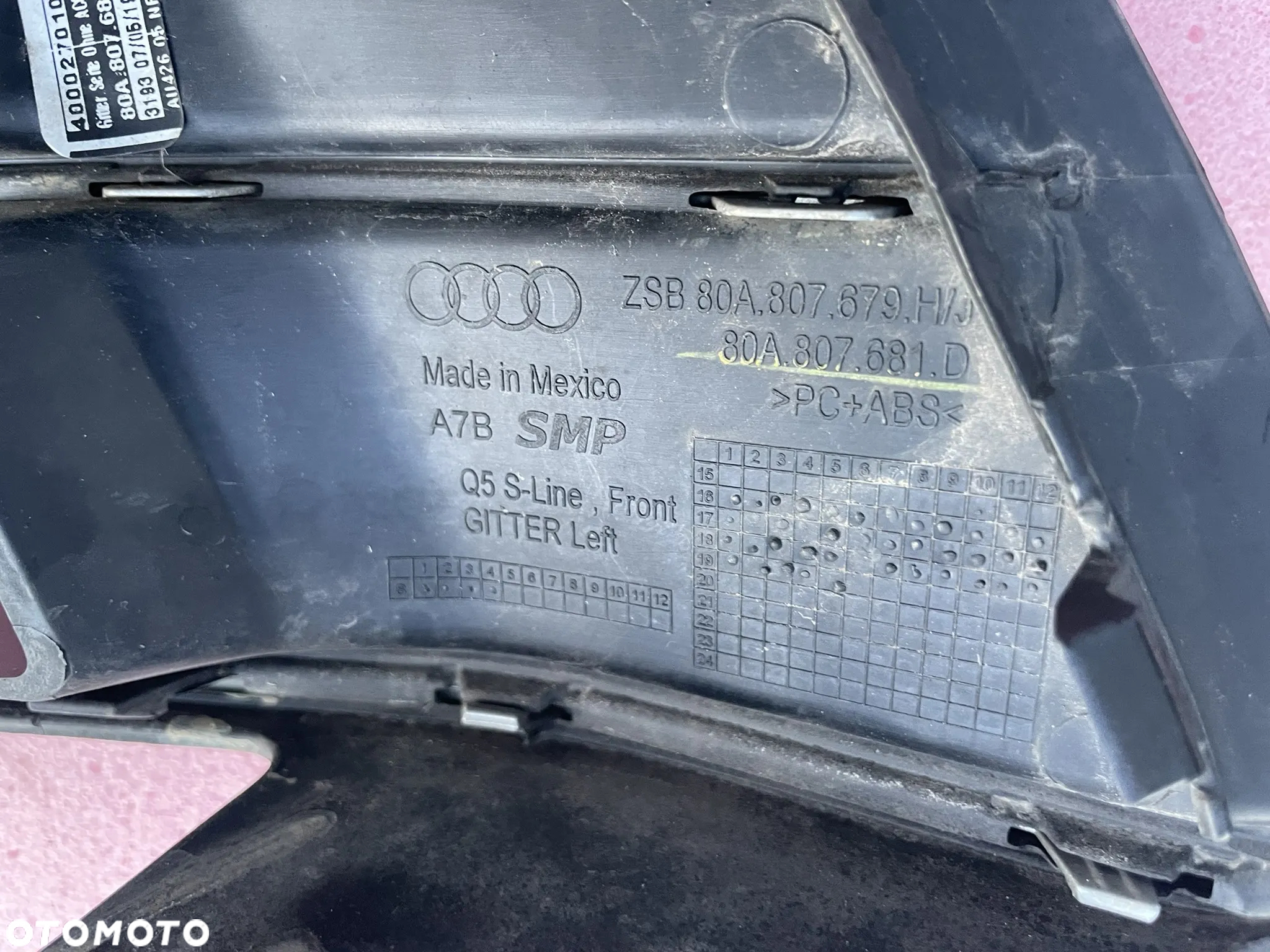 Audi Q5 80A kratka zderzaka lewa 80A807681D - 4