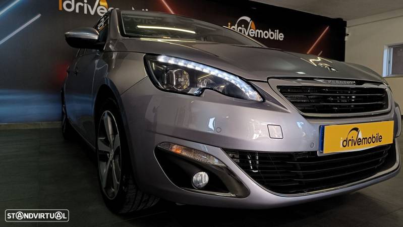 Peugeot 308 1.2 PureTech Allure J17 - 44