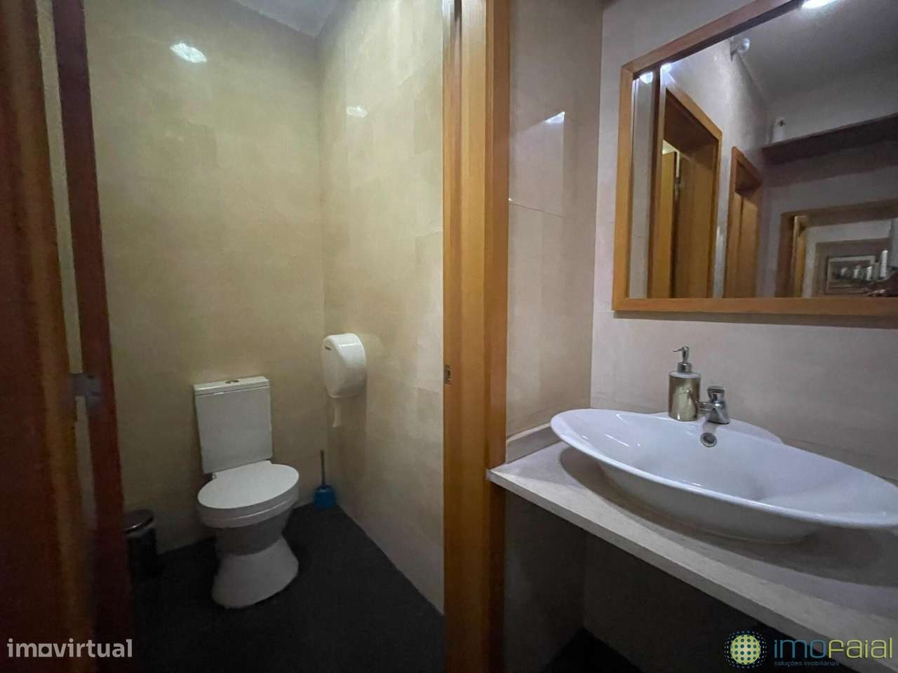 Negócio/Habitação T2-31