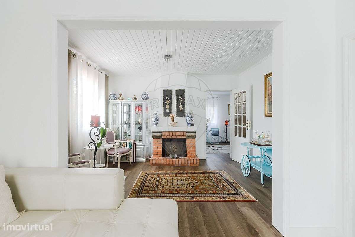 Moradia T8 para venda-18