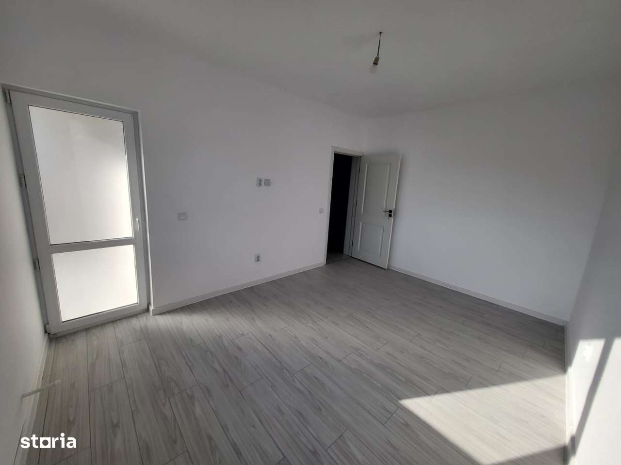 Duplex modern 4 camere cu mansardă și teren 250 mp-9
