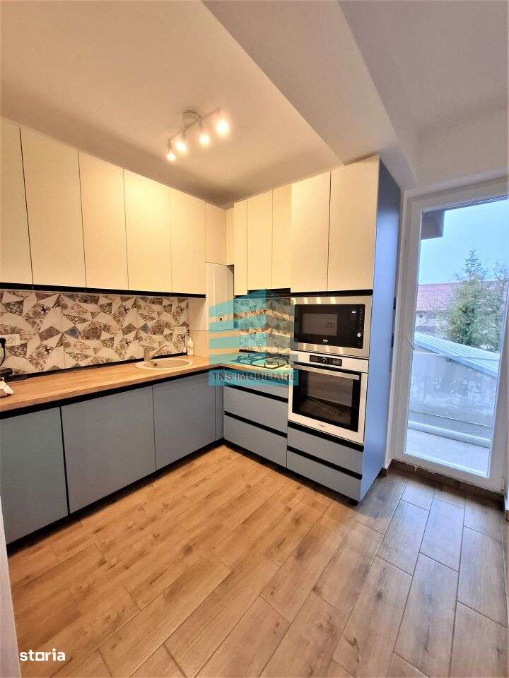 Oltenitei-Paraul Rece- 3 Cam- 77mp-Dec- Mutare rapida- Et.1- Parcare - Imagine principală: 4/20