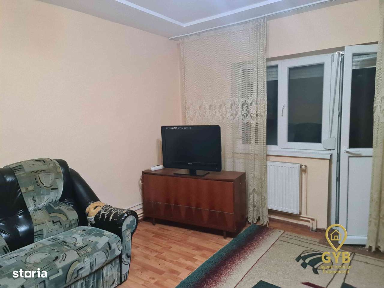 Apartament spatios cu 4 camere, zona Penny,  Marghita-4