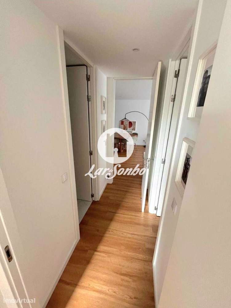 T2 praticamente Novo em Matosinhos-9