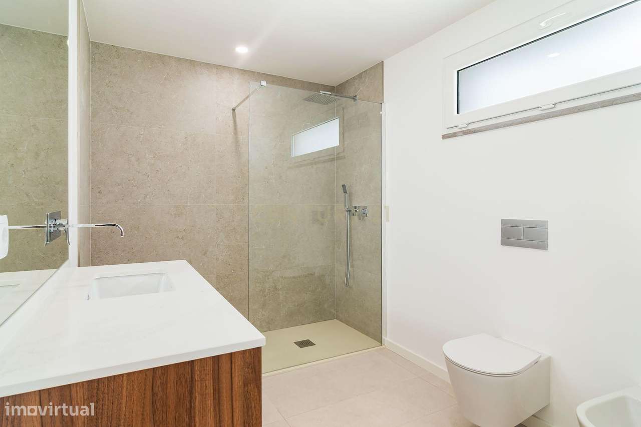 Moradia T4 isolada | Quinta D. Isabel de Abreu com garagem e piscina-39
