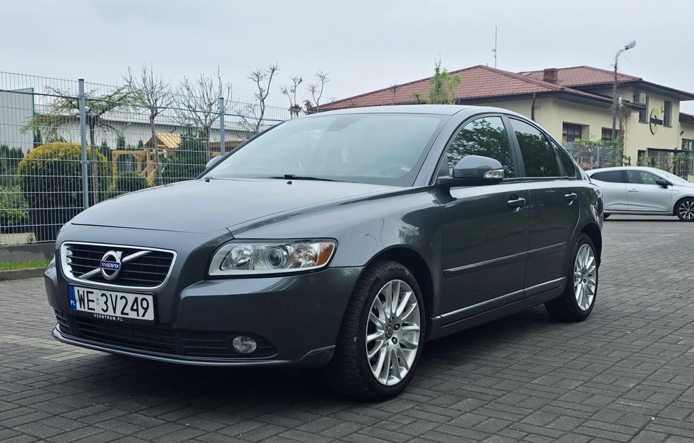Volvo S40 II 1.6D Momentum 2011