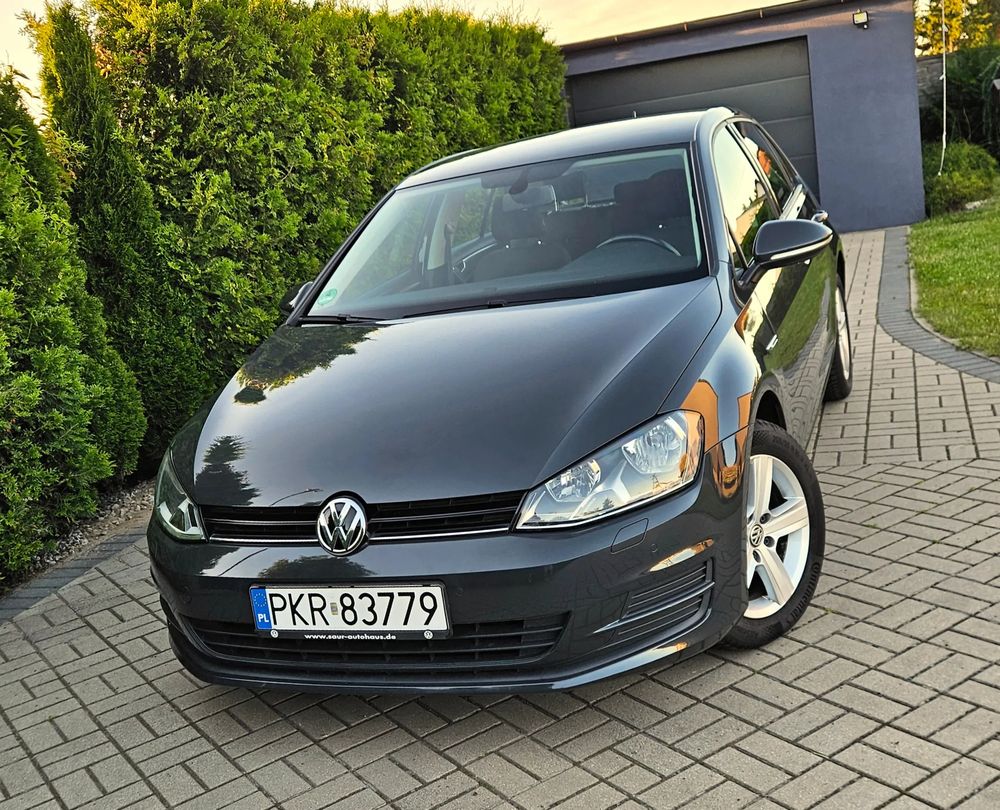 Volkswagen Golf VII (2012-2020) 1.2 TSI BlueMotion Technology Comfortline 2013