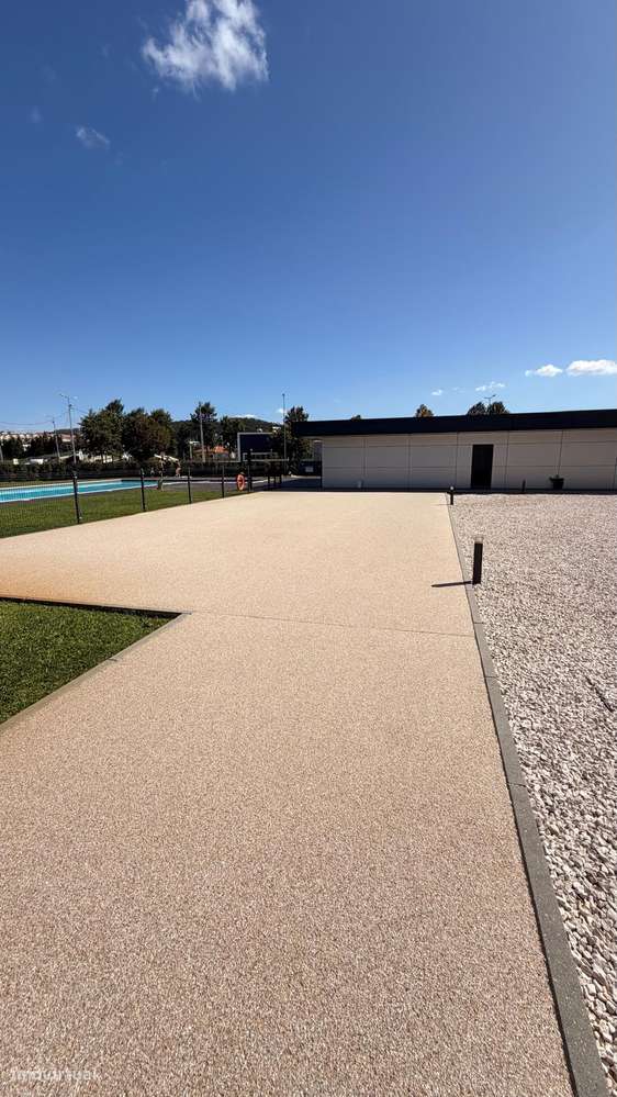 T2 com terraço – Condomínio Neovallis com Piscina | Valongo-18