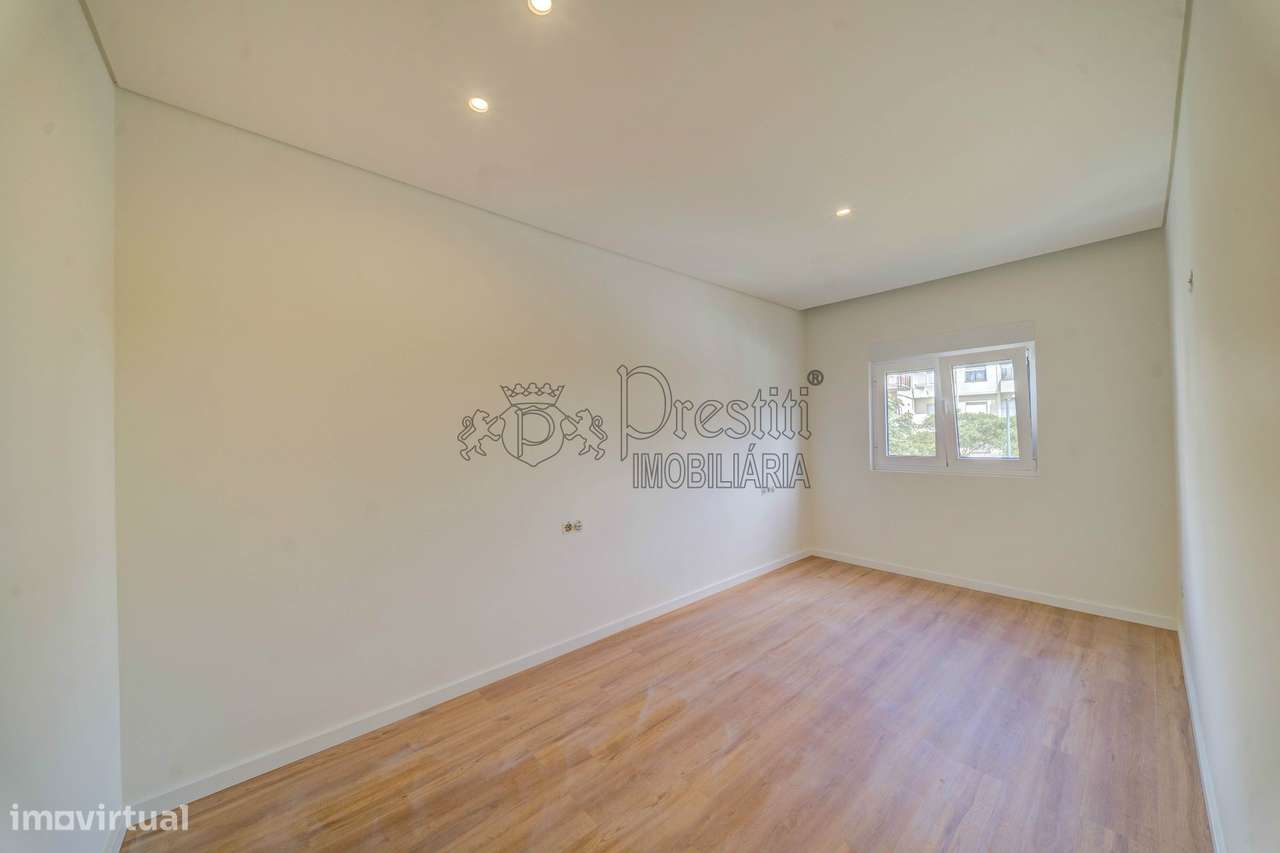 Apartamento T3 Remodelado na Cidade-12