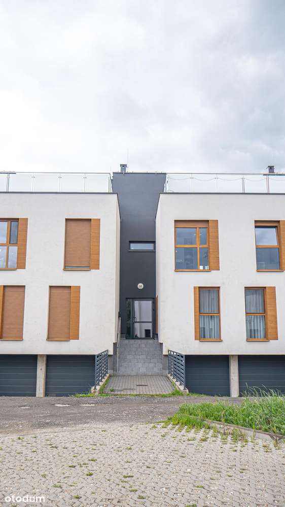 Apartament 133m2+73m2 taras z ogródkiem/garaż na 2 auta/blisko centrum - Pełny obrazek: 1/14