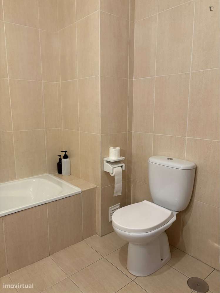 Quarto - localizado em Braga - Grande imagem: 4/9