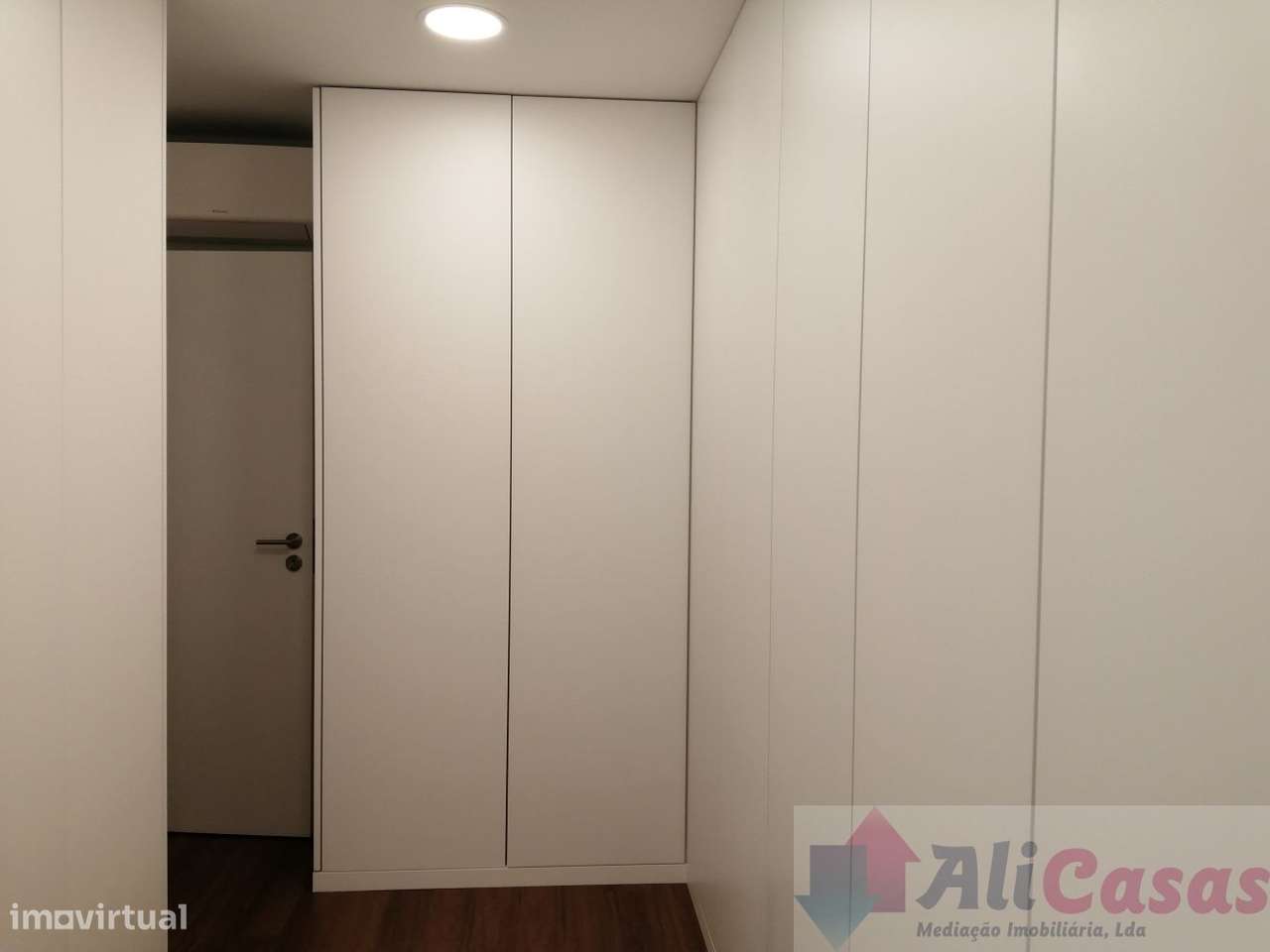 Excelente T2 Primeira Linha de MAR-19