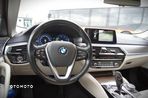 BMW Seria 5 520d Touring Luxury Line - 16