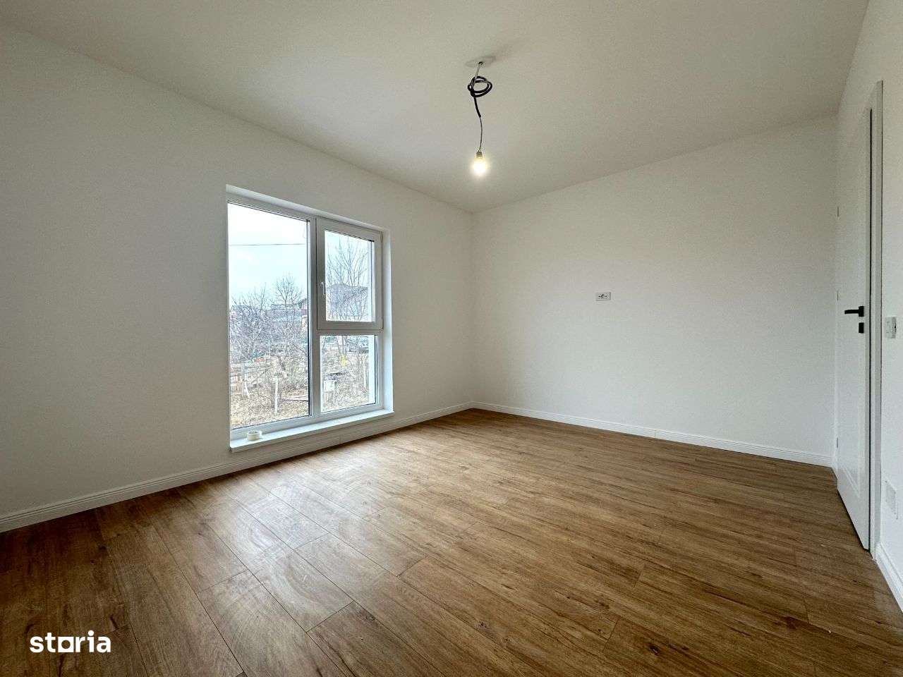 Casa 3 camere D 2 bai Teren 324mp zona Bucium Visan-15