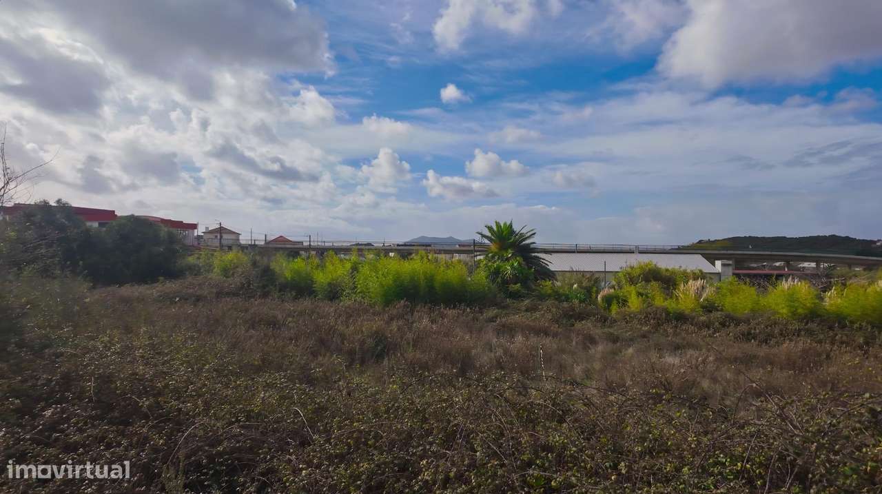 Terreno Urbanizável com 2.960 m² e 880 m² Edificáveis no Sabugo - Grande imagem: 5/7