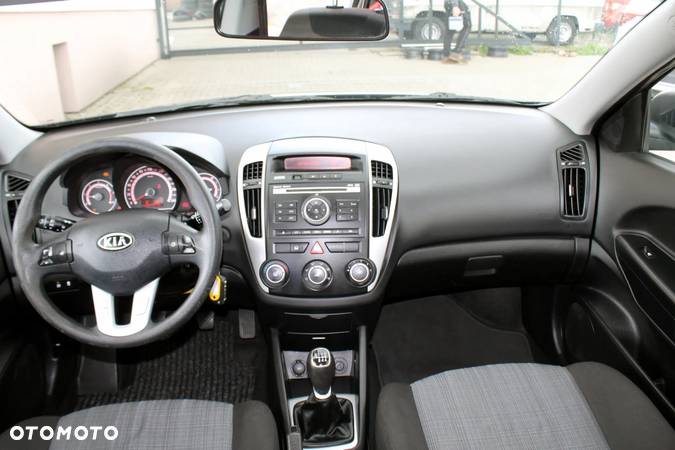 Kia Ceed 1.6 CRDi EX - 9