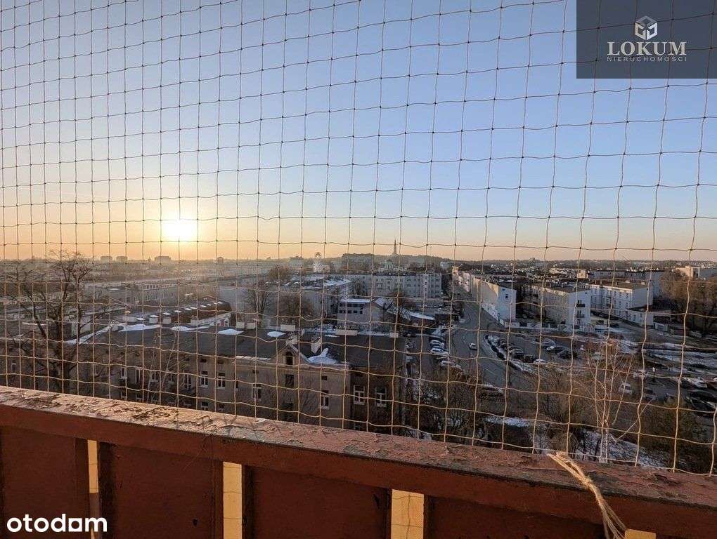 Mieszkanie Na Sprzedaż Cz-Wa Centrum !!!-8