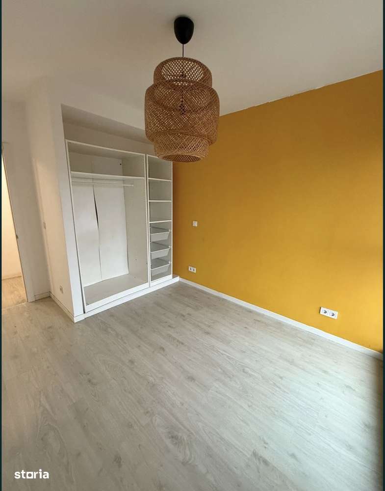 Vânzare apartament 2 camere cu parcare și boxă Hercesa/Costin Georgian-1